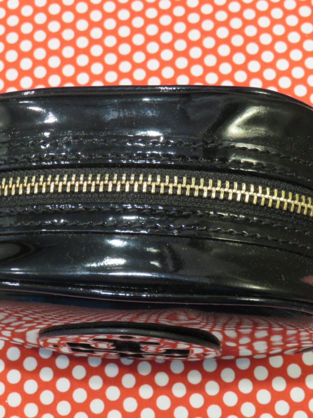NEW Tory Burch Black Patent Cosmetic Bag / Makeup Case - Picture 11 of 13